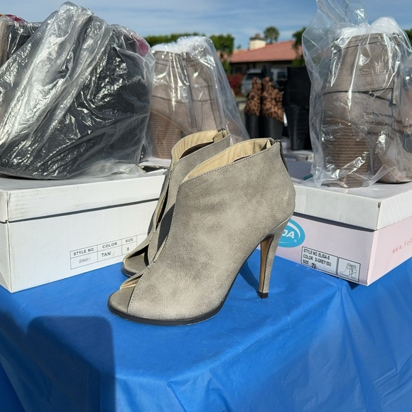 Classic gray - Picture 2 of 2